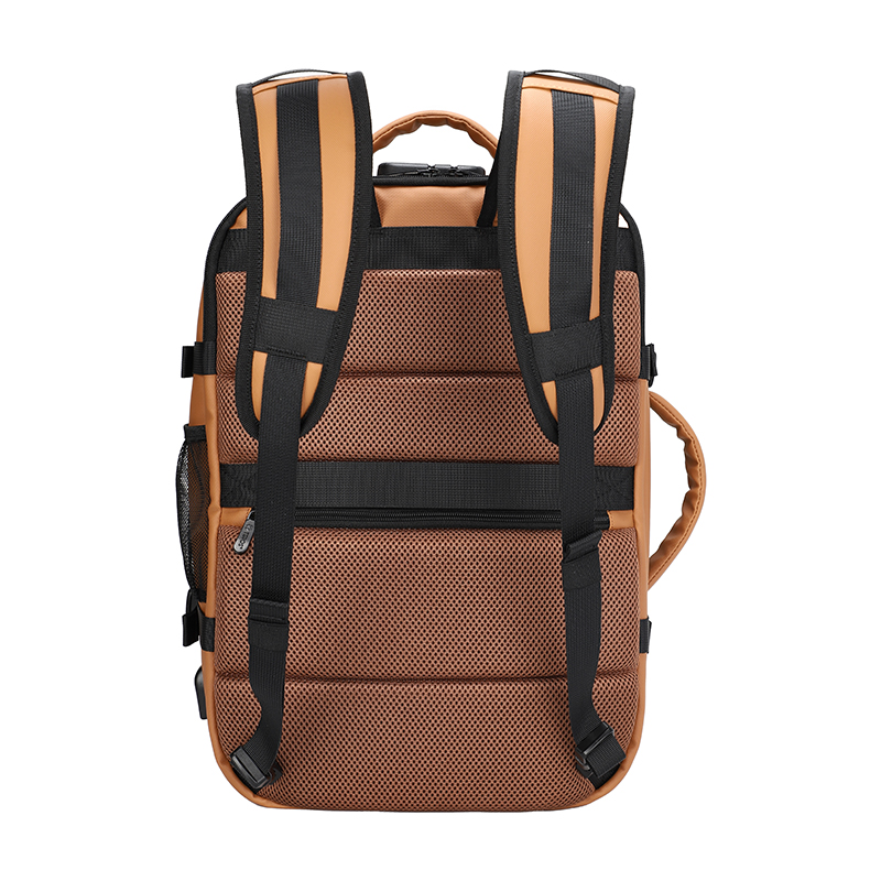 Travel Backpack Teros Te-9038Bw, Para Notebooks De Hasta 15.6, Color Brownviaja